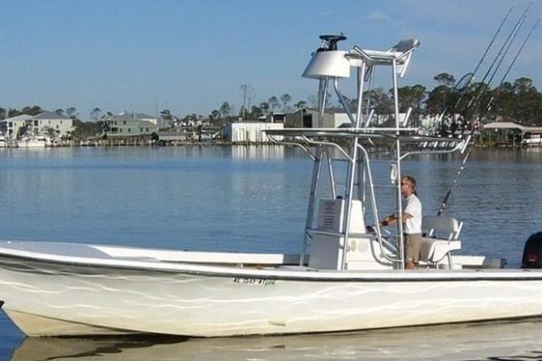 a small boat in a body of water