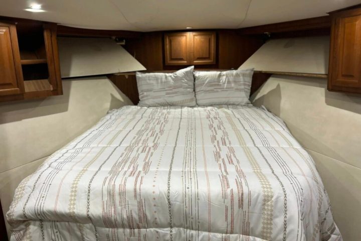 a double bed in a bedroom